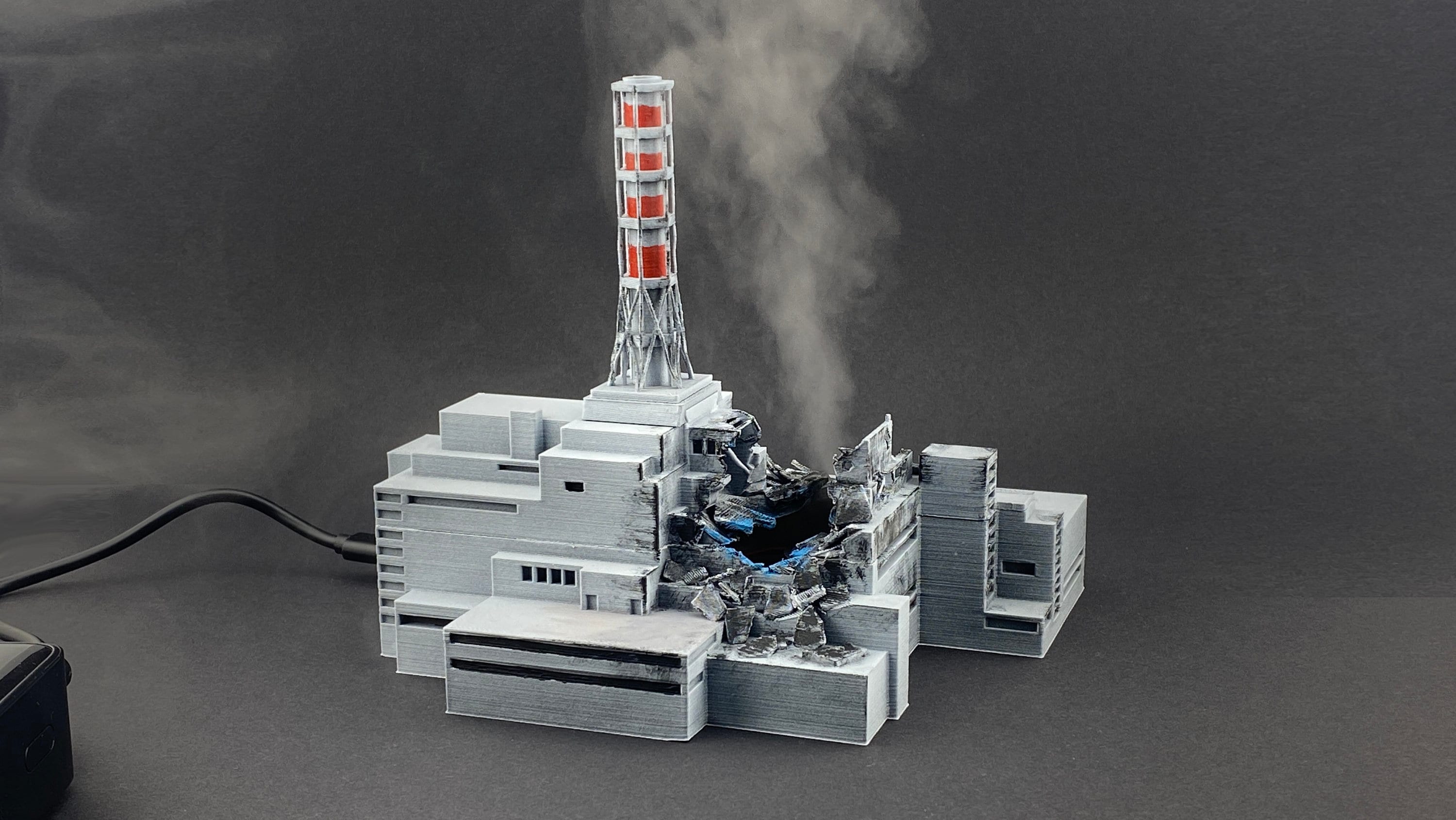 Chernobyl Nuclear Power Plant Model with Smoke Effect, Humidifier and Light