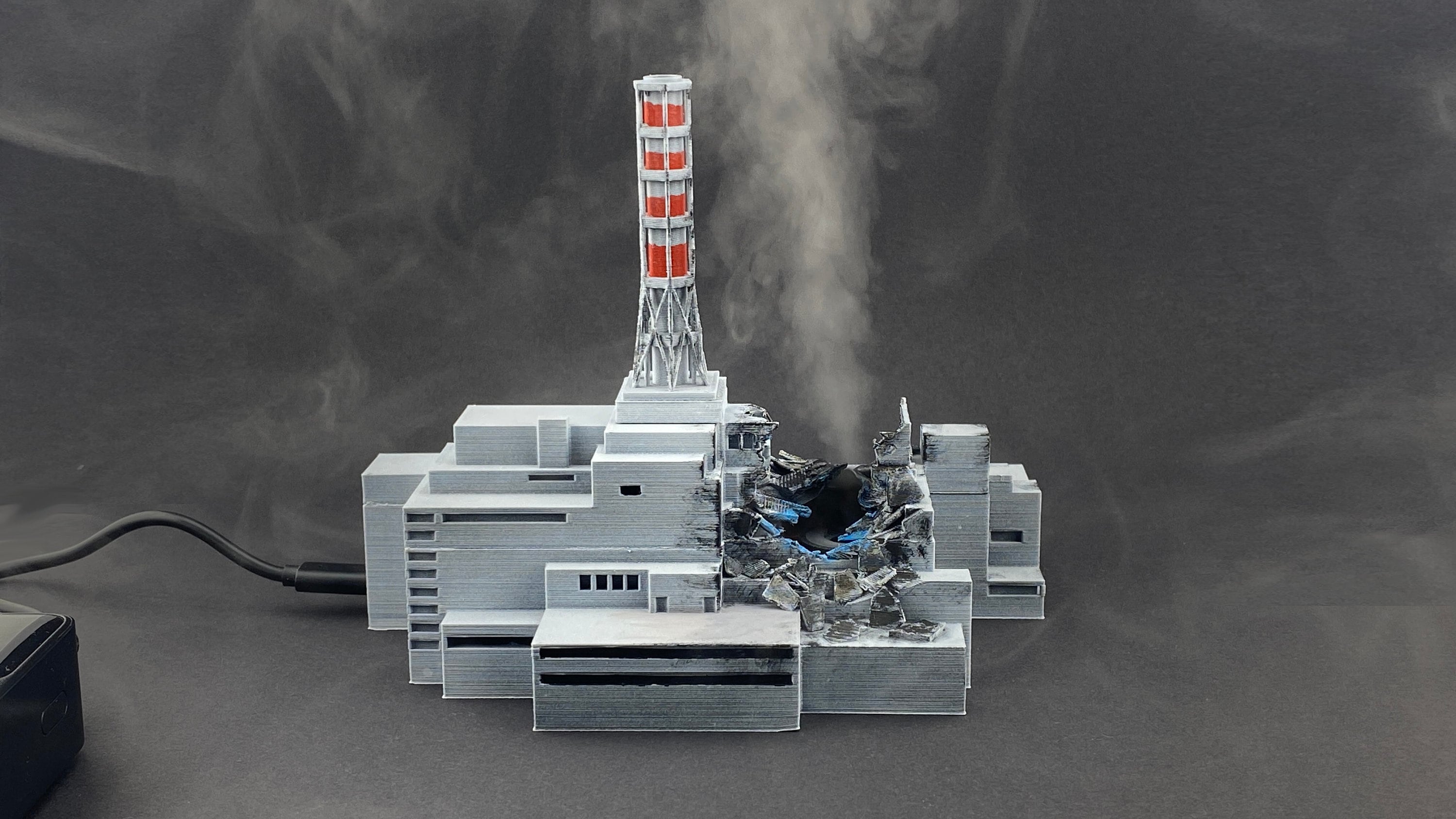 Chernobyl Nuclear Power Plant Model with Smoke Effect, Humidifier and Light